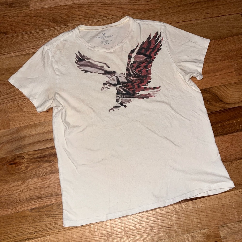 American Eagle Short Sleeve T-shirt, size medium